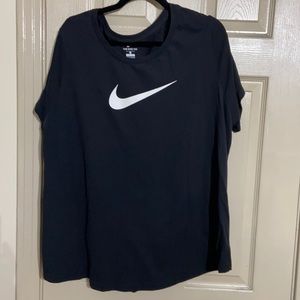 Nike tshirt